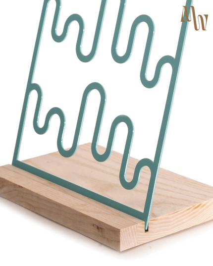 Wavy Jewelry Display Organizer